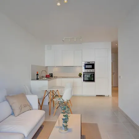 Camelot By Hello Homes