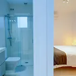 公寓 Camelot By Hello Homes *