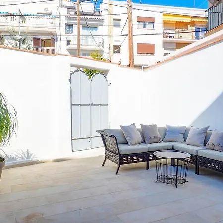 Camelot By Hello Homes Apartment Sitges