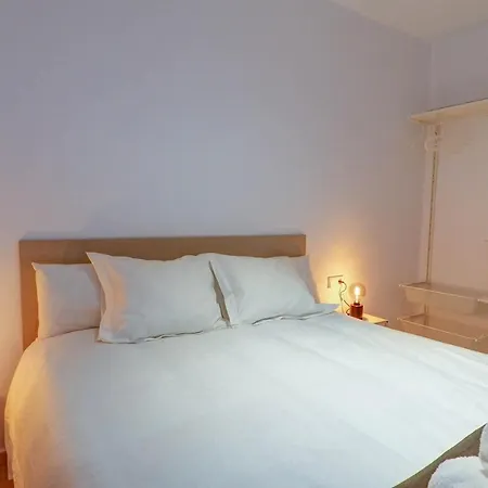 Camelot By Hello Homes Lägenhet *