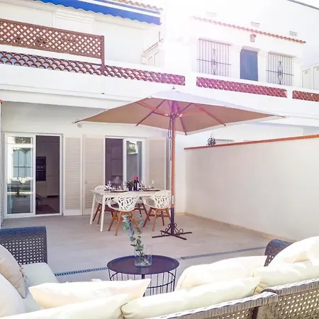 Lägenhet Camelot By Hello Homes